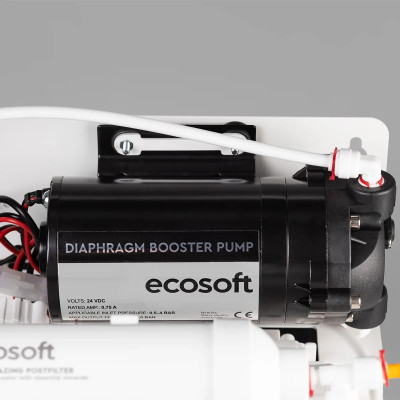 Фільтр зворотного осмосу Ecosoft Standard PRO з мінералізацією та помпою